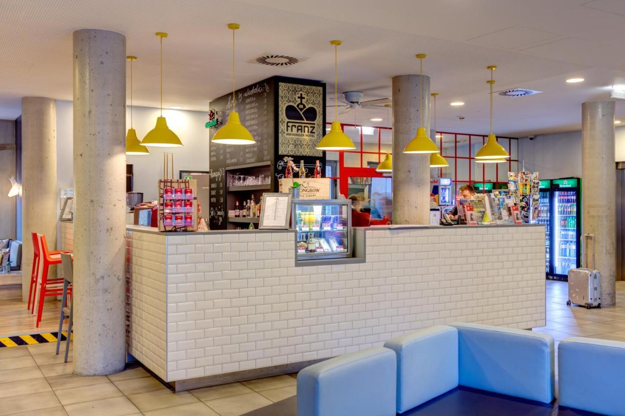 Meininger Hotel Wien Downtown Franz Экстерьер фото